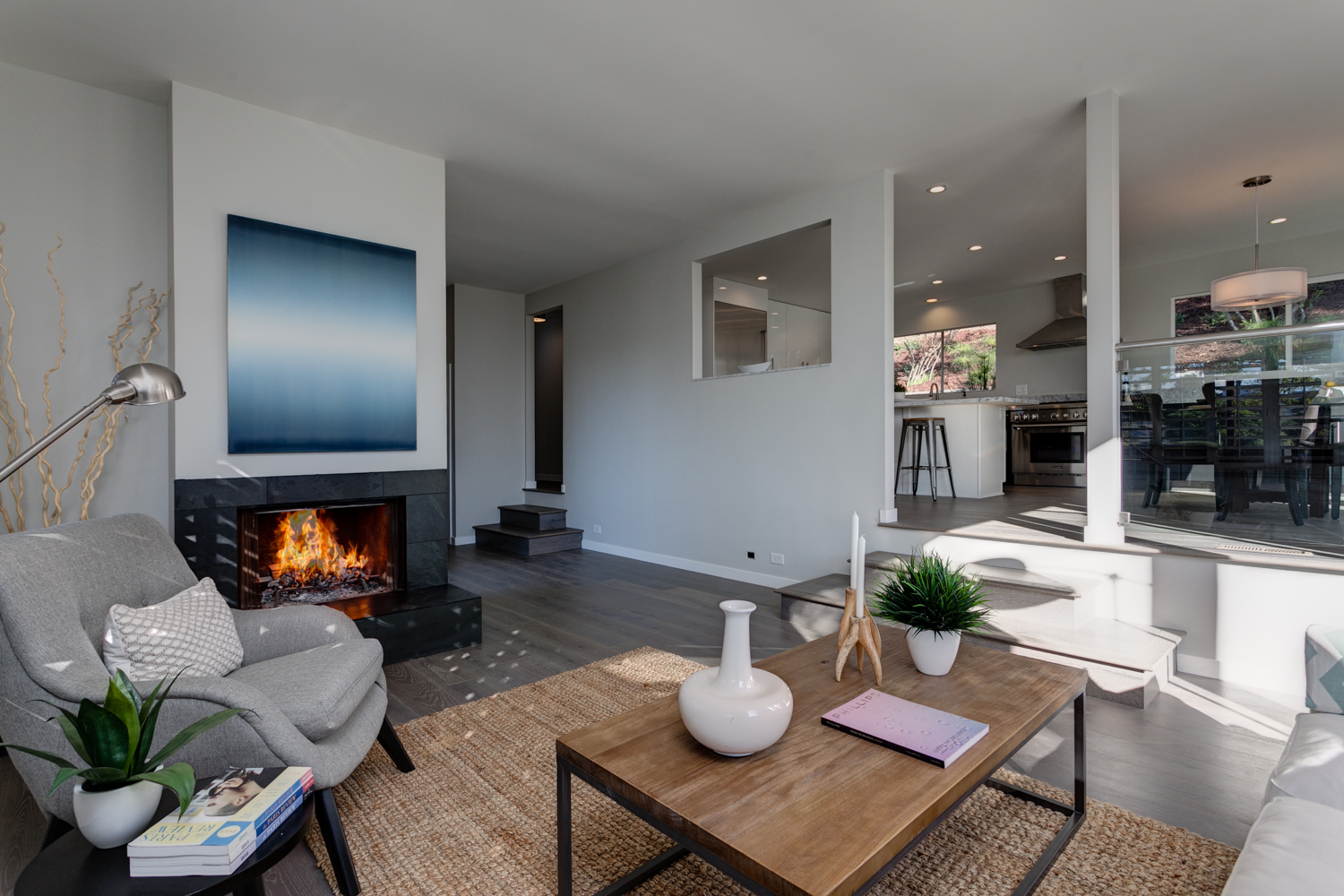 Living with Art – OHI HOME STYLE